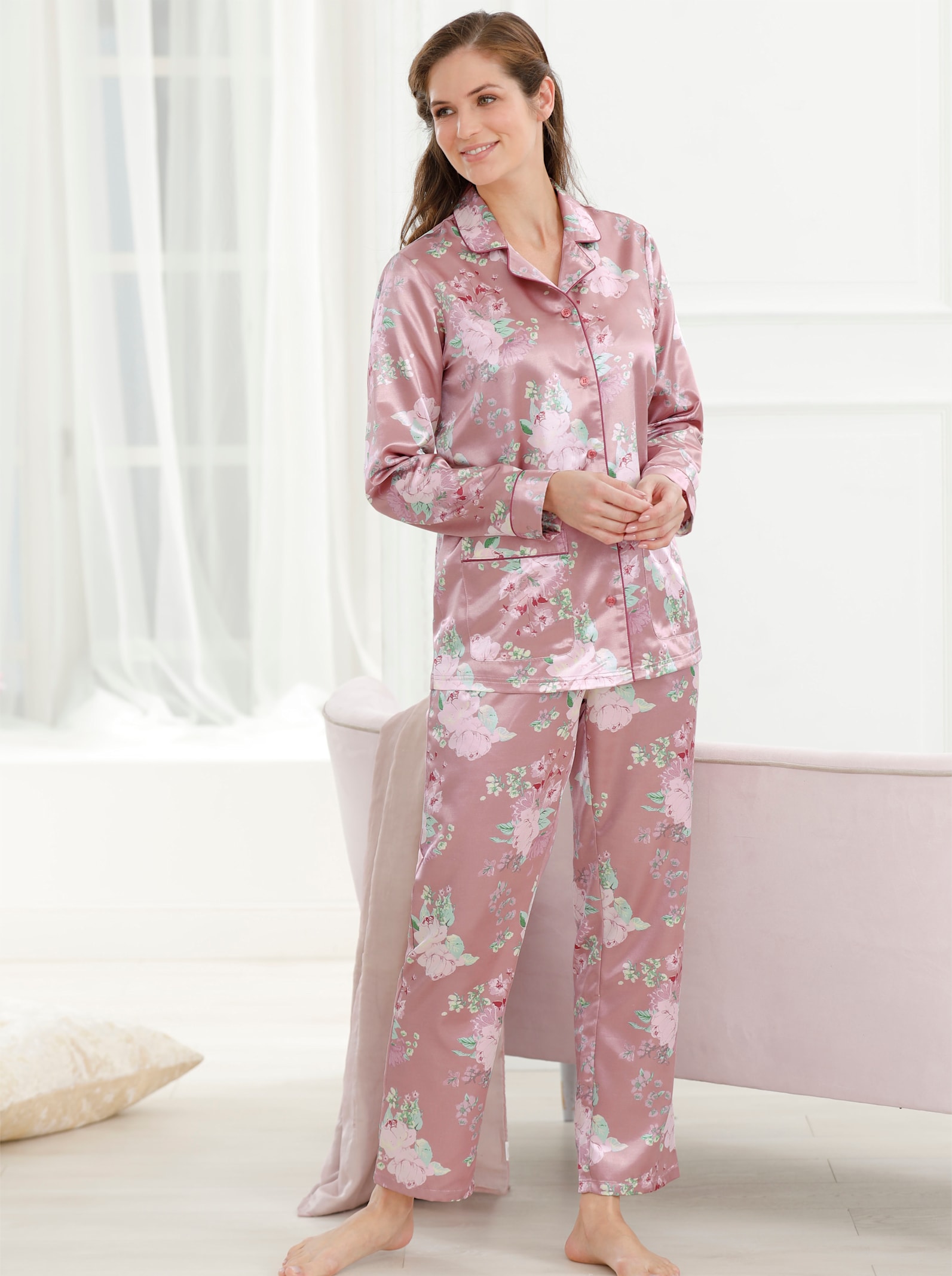 Pyjamas - rosenträ