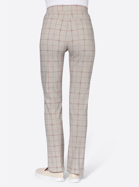 Pantalon intérieur gratté