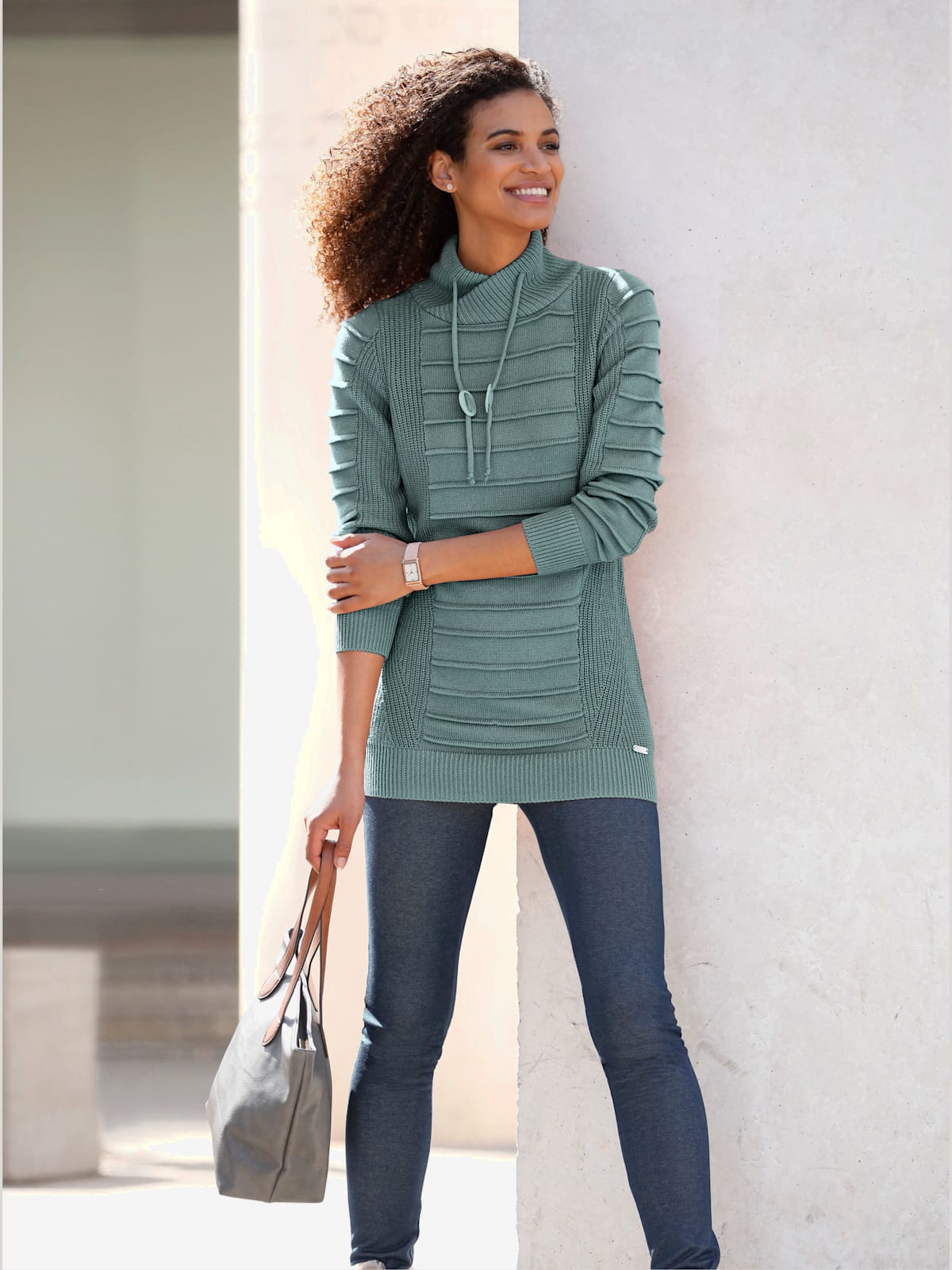 Pull long jolie coupe longue moderne - Collection L - Modalova