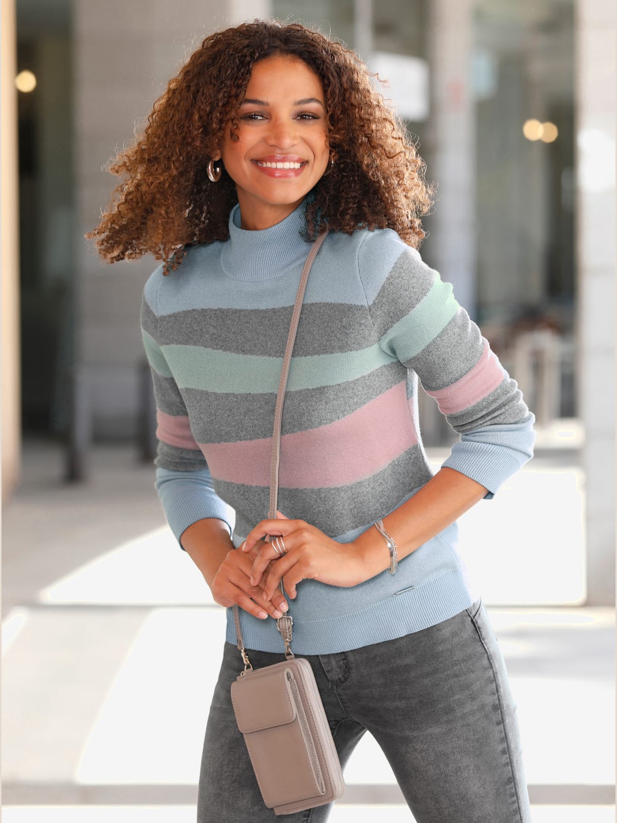 Pull à manches longues 64% coton - - Collection L - Modalova