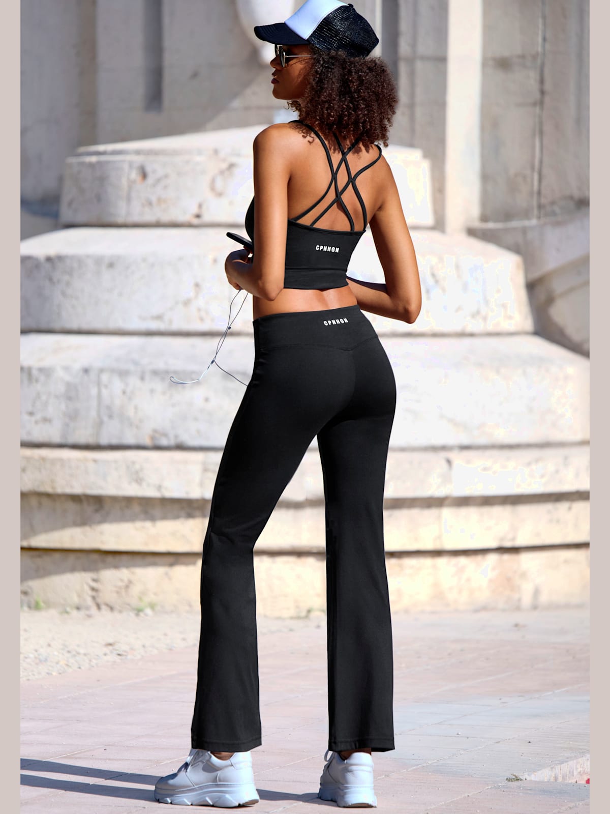 Pantalon d'extérieur pantalon performance avec finition des jambes légèrement évasée - Copenhagen Studios - Modalova