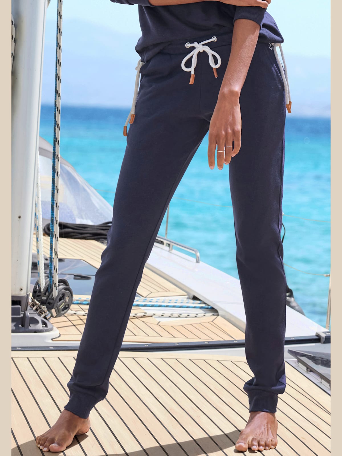 Pantalon molletonné pantalon sweat au coloris uni tendance - H.I.S - Modalova