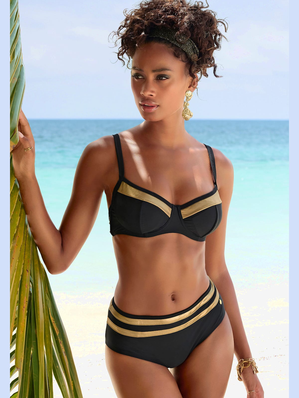 Bas de maillot de bain couleur unie avec empiècements couleur or - - LASCANA - Modalova