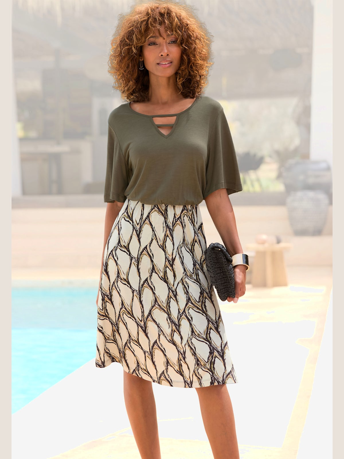 Robe en jersey encolure ronde avec découpe - - LASCANA - Modalova
