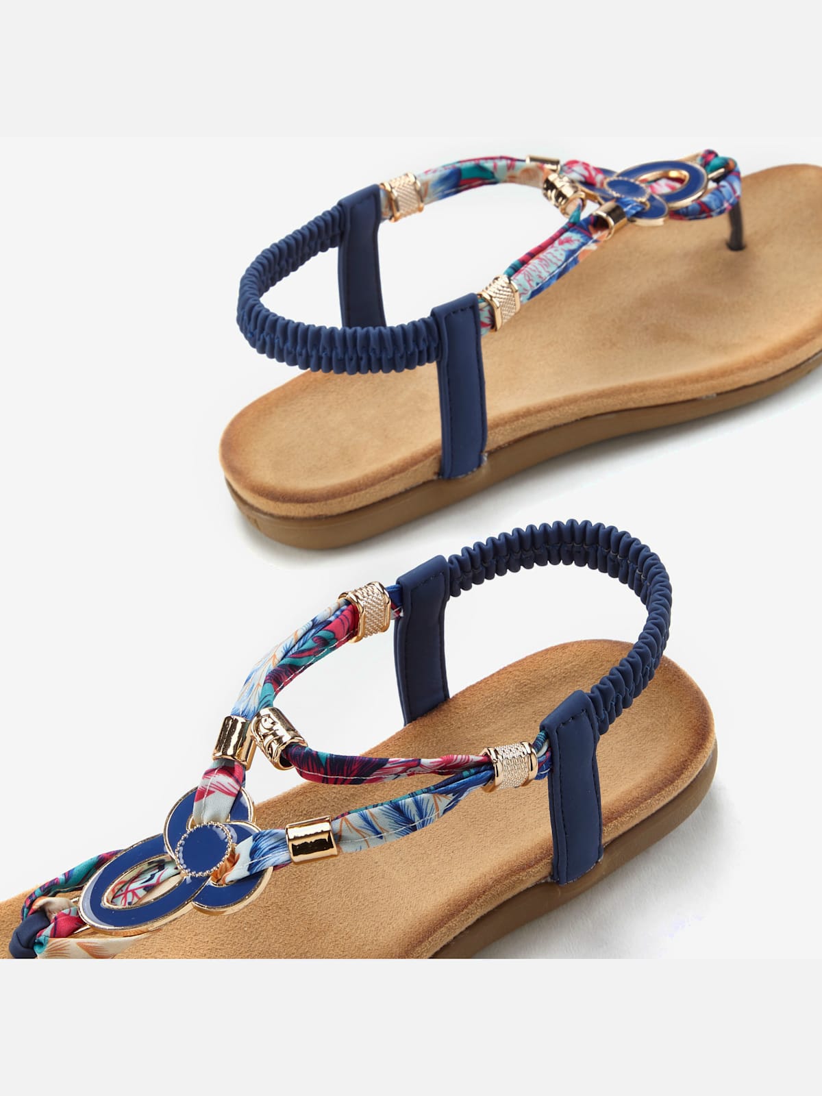 Tongs entredoigts tendance au design tressé - LASCANA - Modalova