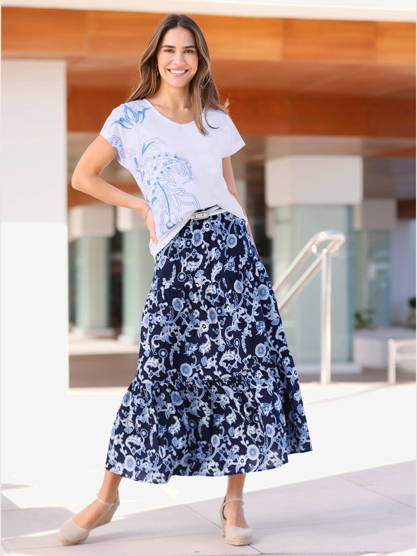 T-shirt à manches courtes motif paisley , blanc-bleu ciel, taille 46 - MODA VILONA - Mode Femme et Homme