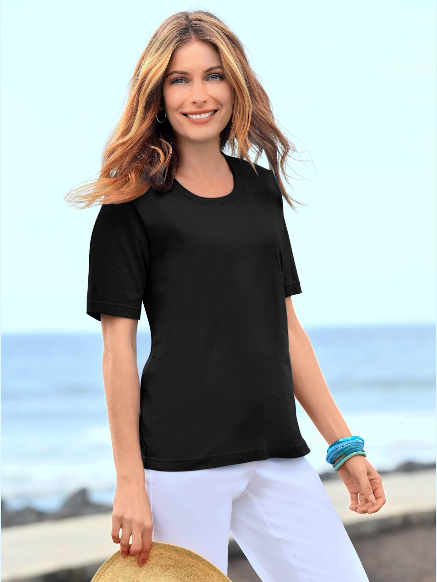 T-shirt féminin uni et confortable , noir, taille 50 - MODA VILONA - Mode Femme et Homme
