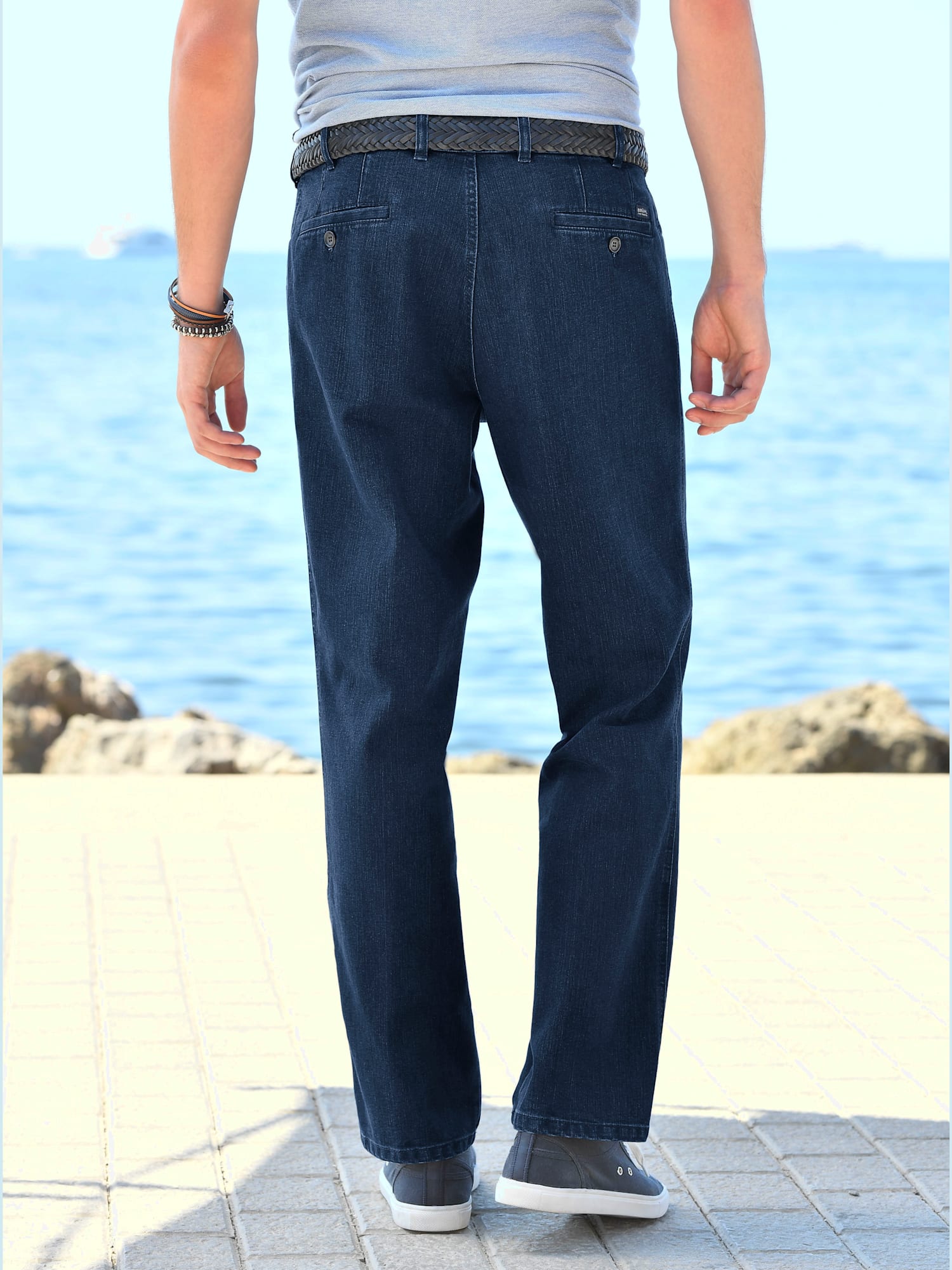 Jean marque brühl 5 poches coupe coupe swing-pocket, couleur bleu, taille 24, marque Brühl - Witt
