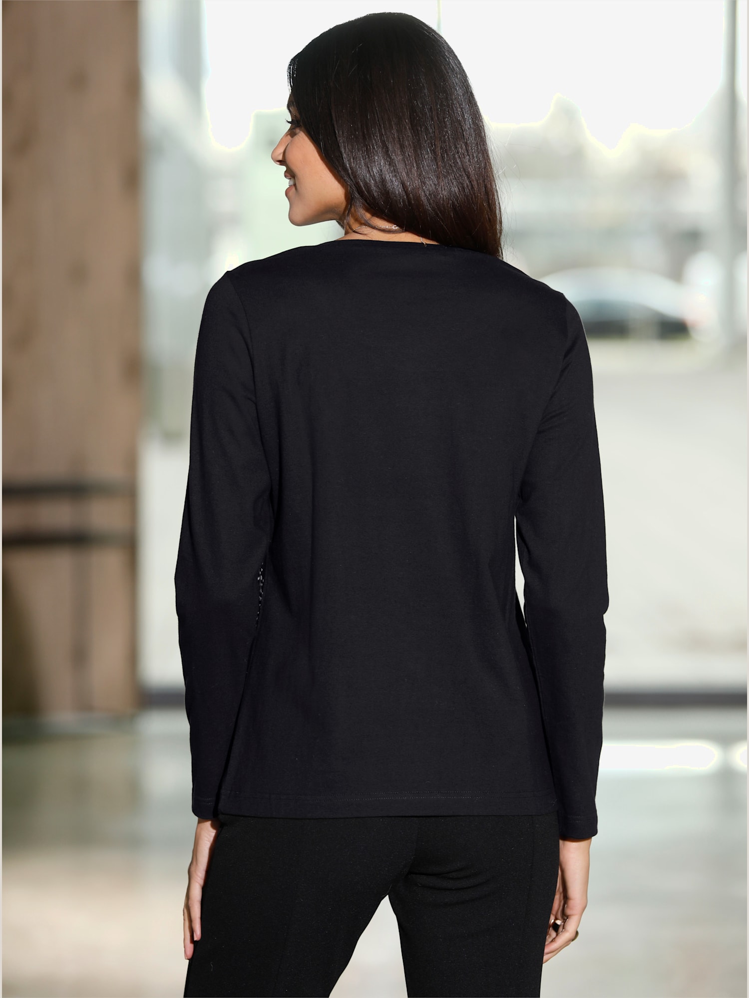 Sweatshirt œillets décoratifs, couleur noir, taille 42 - helline