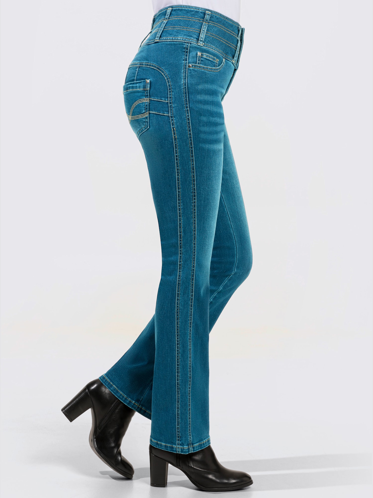 Jean 5 poches mélange de lyocell et de viscose de qualité, couleur bleu, taille 50 - helline