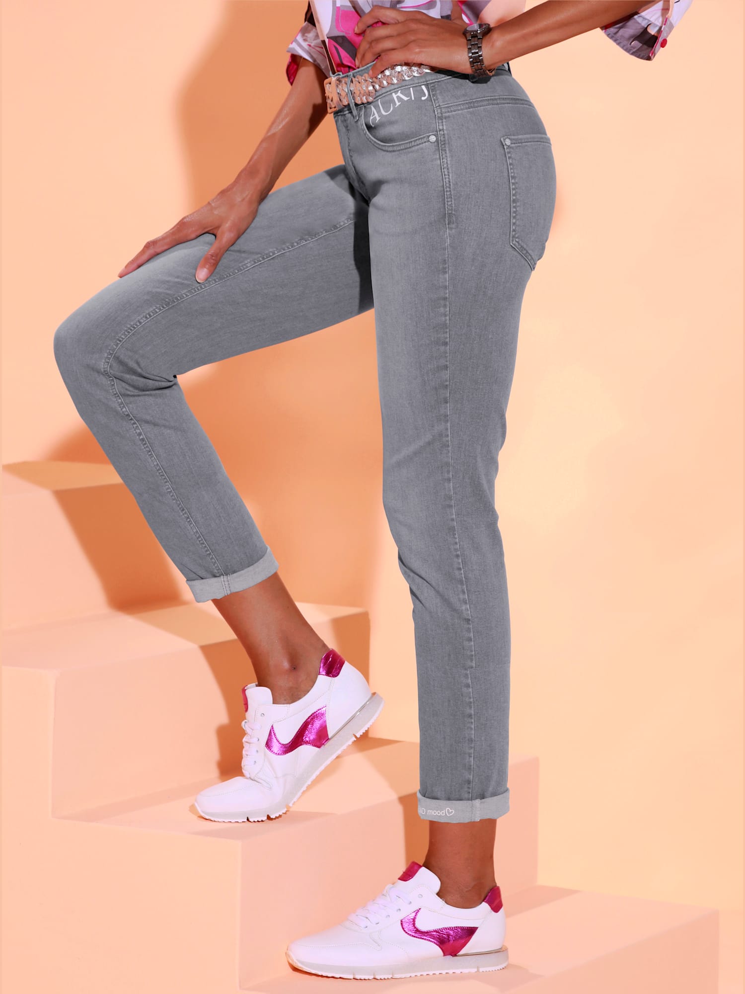 Jean 5 poches mélange de cotons agréable à porter, couleur gris, taille 44, marque Creation L - helline