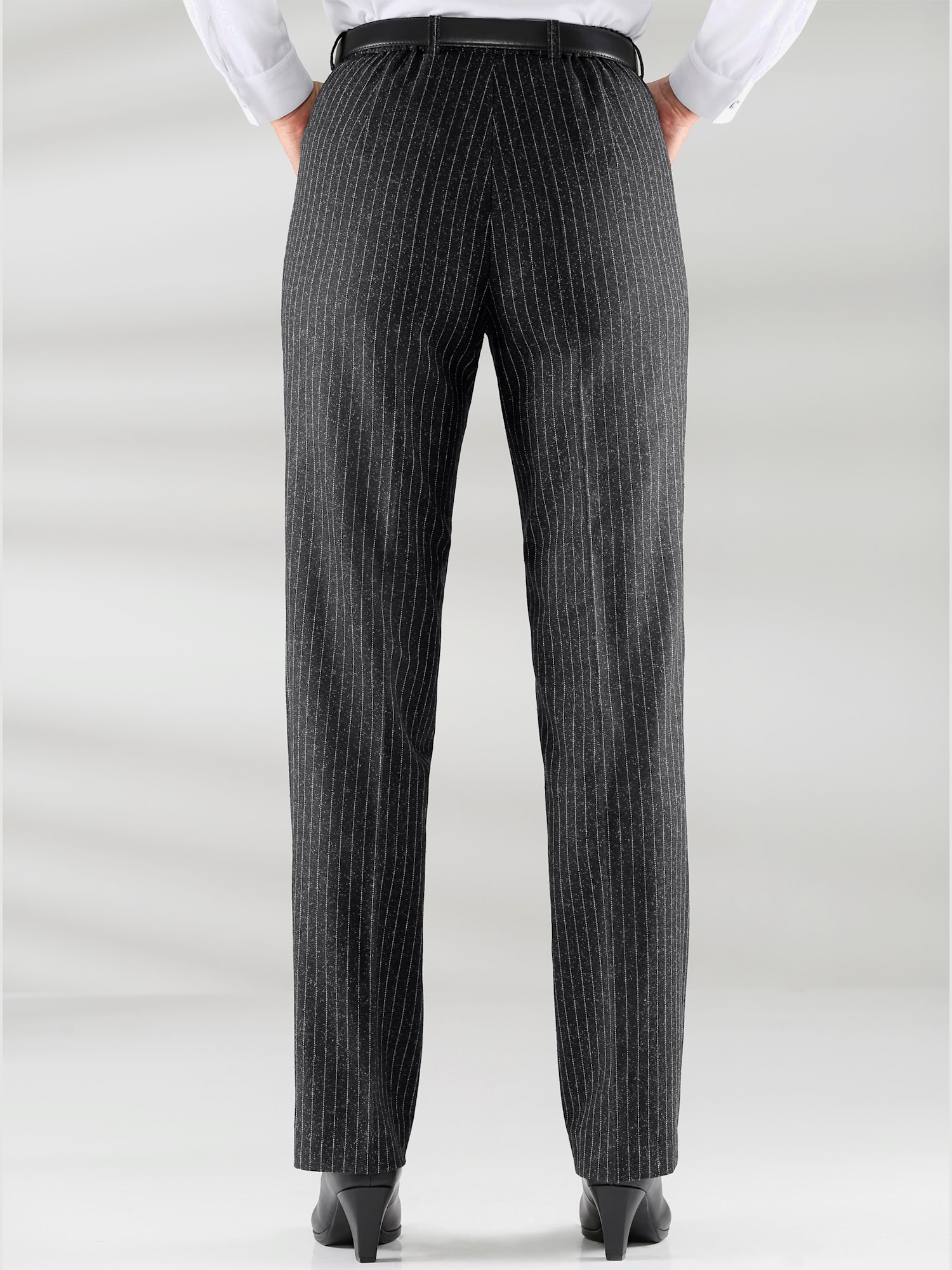 Pantalon d'hiver coupe féminine, couleur noir, taille 52, marque Come on - Witt