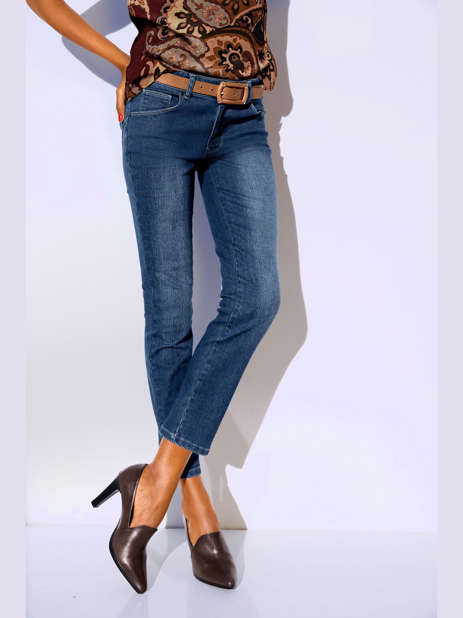 Jean 7/8 longueur 7/8, couleur bleu, taille 42, marque Linea Tesini - helline