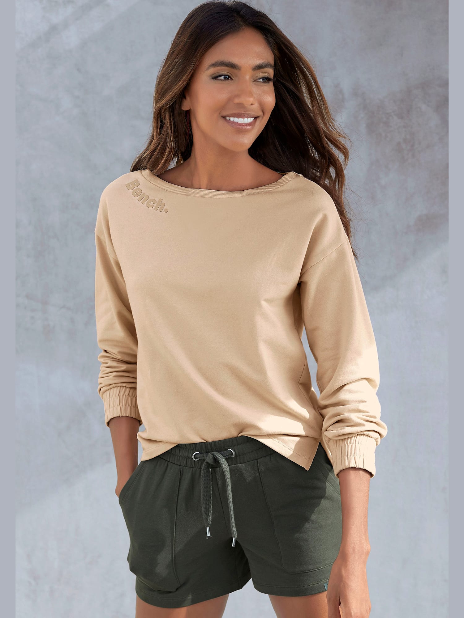Sweatshirt basique, couleur marron, taille 54/56, marque Bench. Loungewear - helline