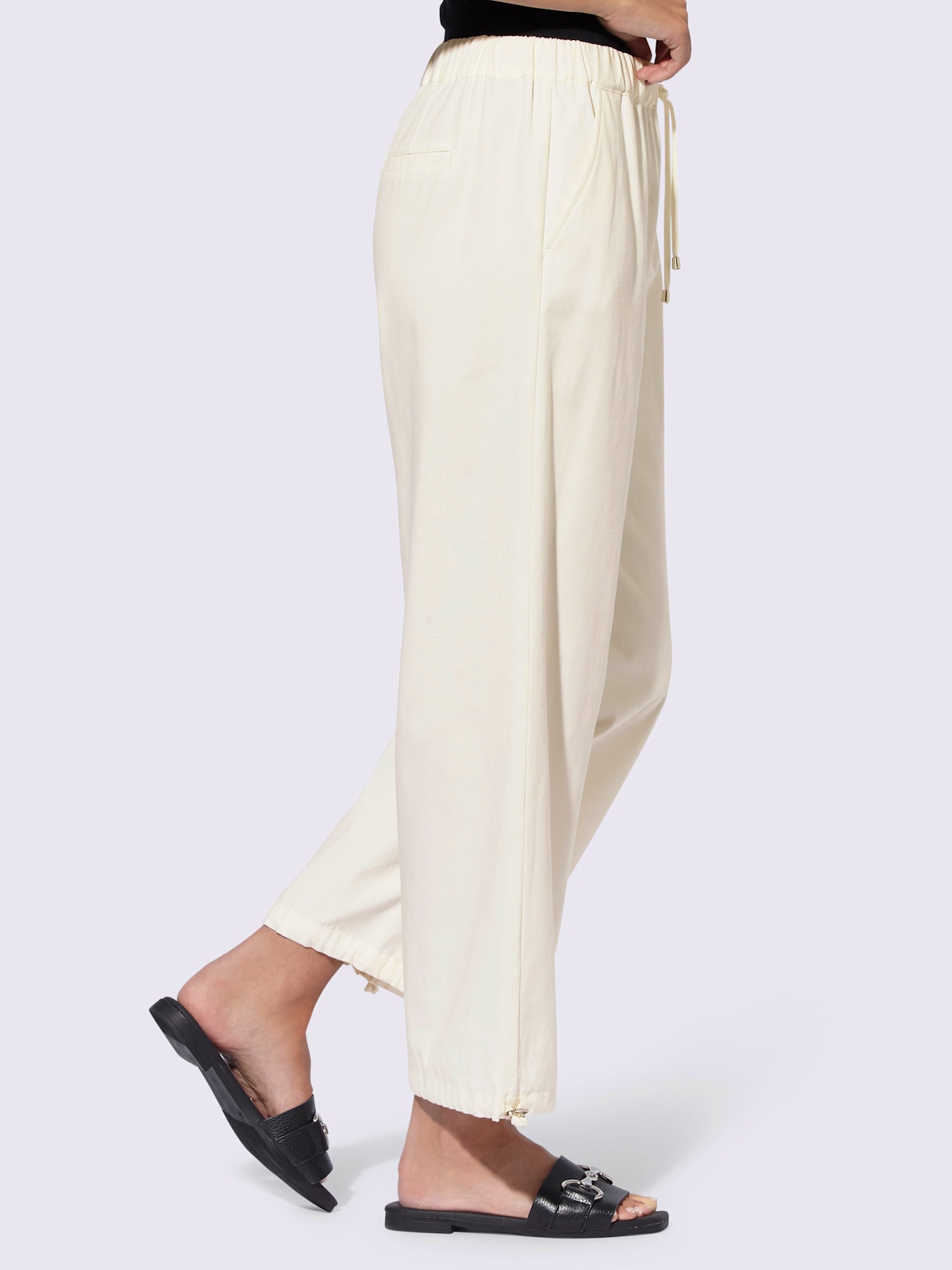 Pantalon qualité tissée, couleur couleur ivoire, taille 42, marque Rick Cardona - helline