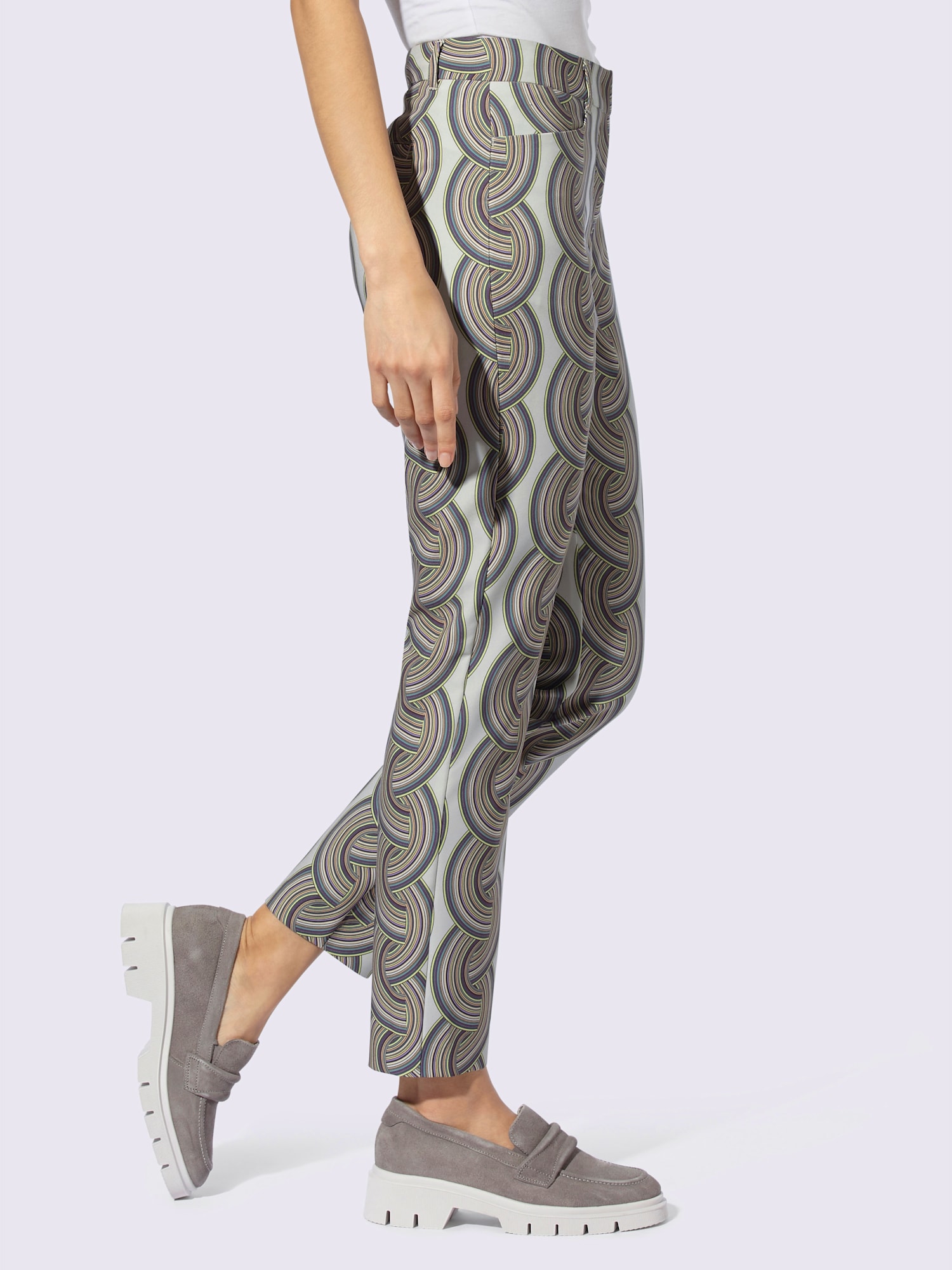 Pantalon 7/8 ravissant tissu imprimé, couleur gris, taille 52, marque Rick Cardona - helline