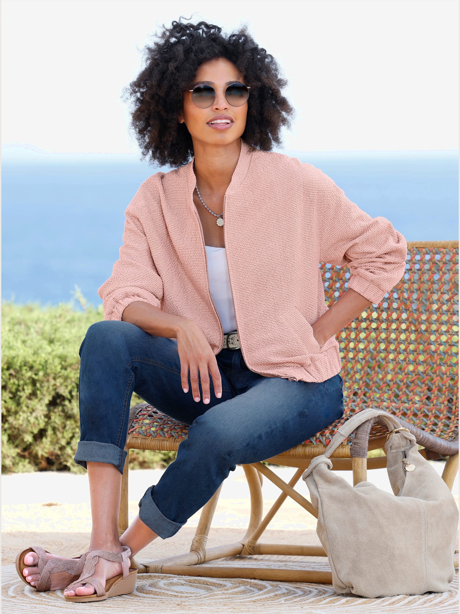 Blouson superbe bouclé, couleur couleur ivoire, taille 46, marque Linea Tesini - helline