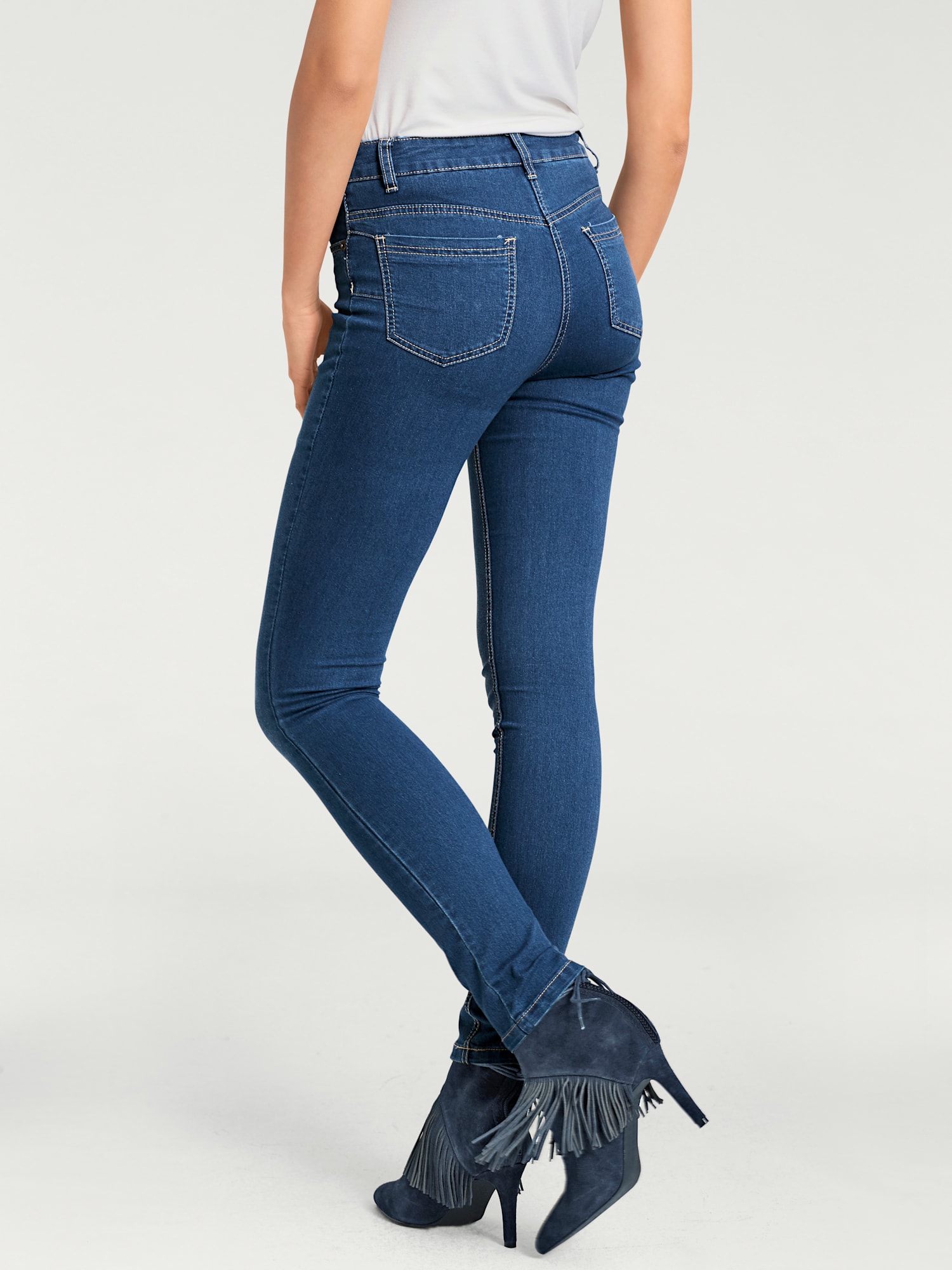 Jean skinny coupe skinny tendance, couleur bleu, taille 44, marque Linea Tesini - helline