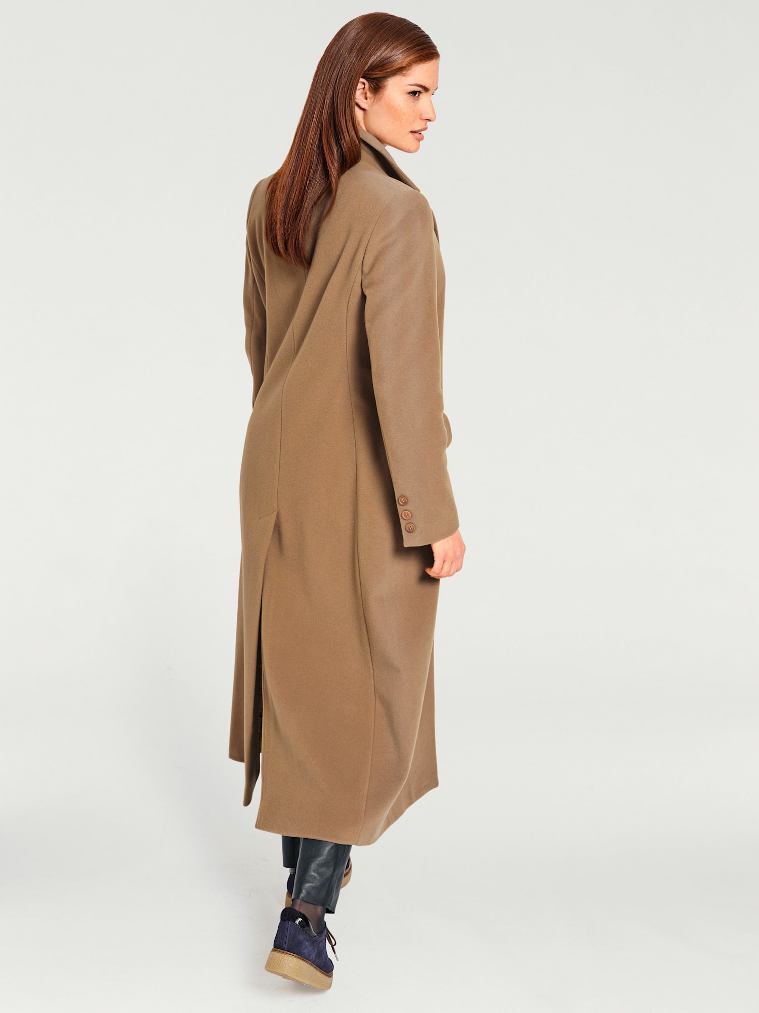 Manteau coupe longue classique, couleur marron, taille 44, marque Linea Tesini - helline