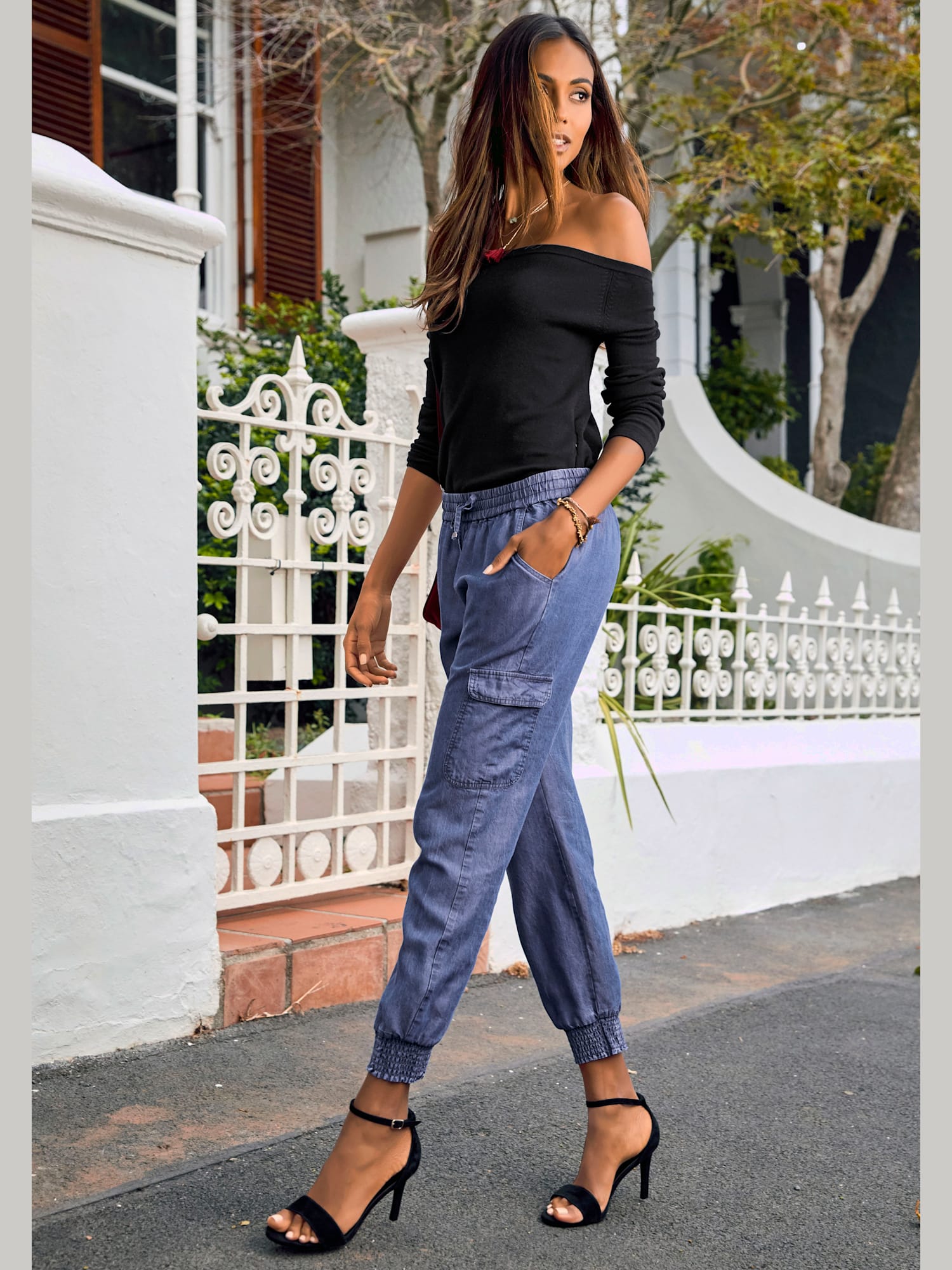 Pantalon ceinture smockée élastique et coulisse, couleur bleu, taille 44, marque LASCANA - helline