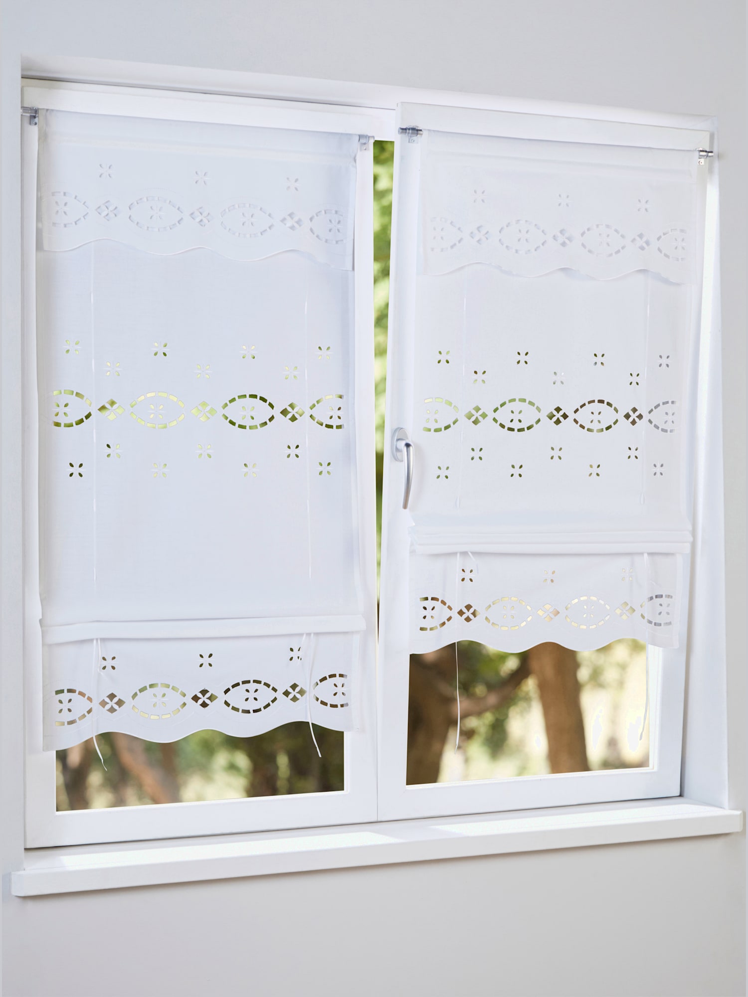 Joli store-bateau, couleur : blanc uni, taille 130x140 cm, marque helline home, 100% polyester - helline
