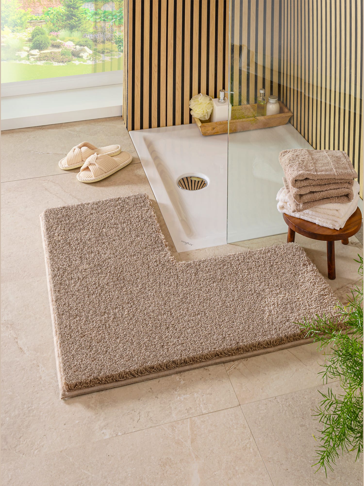 Tapis de bain acrylique facile d'entretien, couleur : marron moyen uni, taille 80x80 cm, marque helline home, 100% acrylique - helline