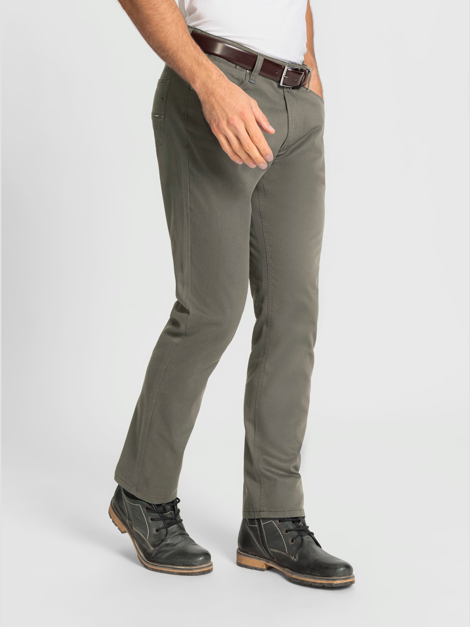 Pantalon 5 poches finitions très contrastées, couleur vert, taille 28, marque Brühl - Witt