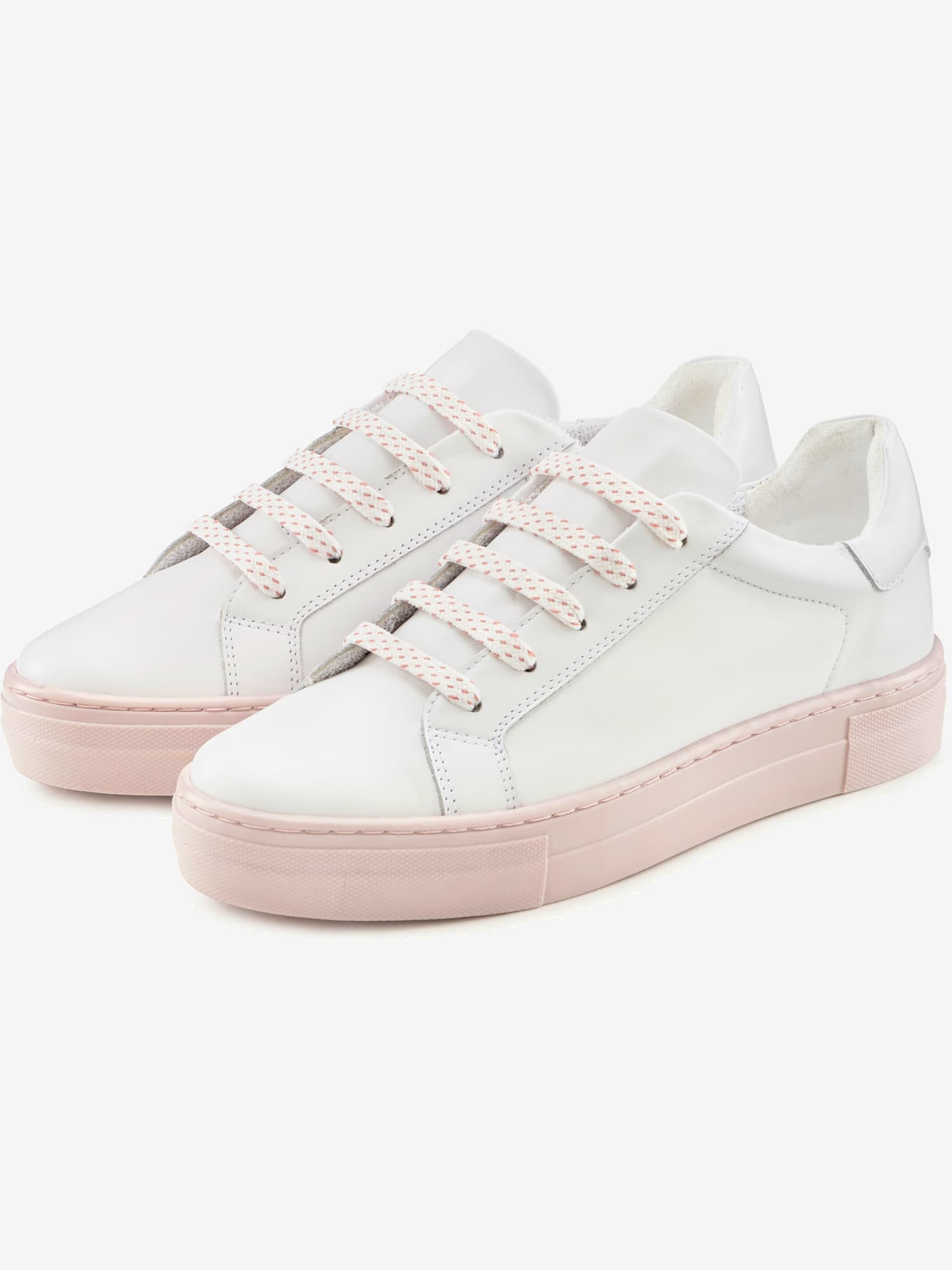 Baskets sneakers tendance et confortables en cuir de qualité, couleur blanc, taille 38, marque Elbsand - helline