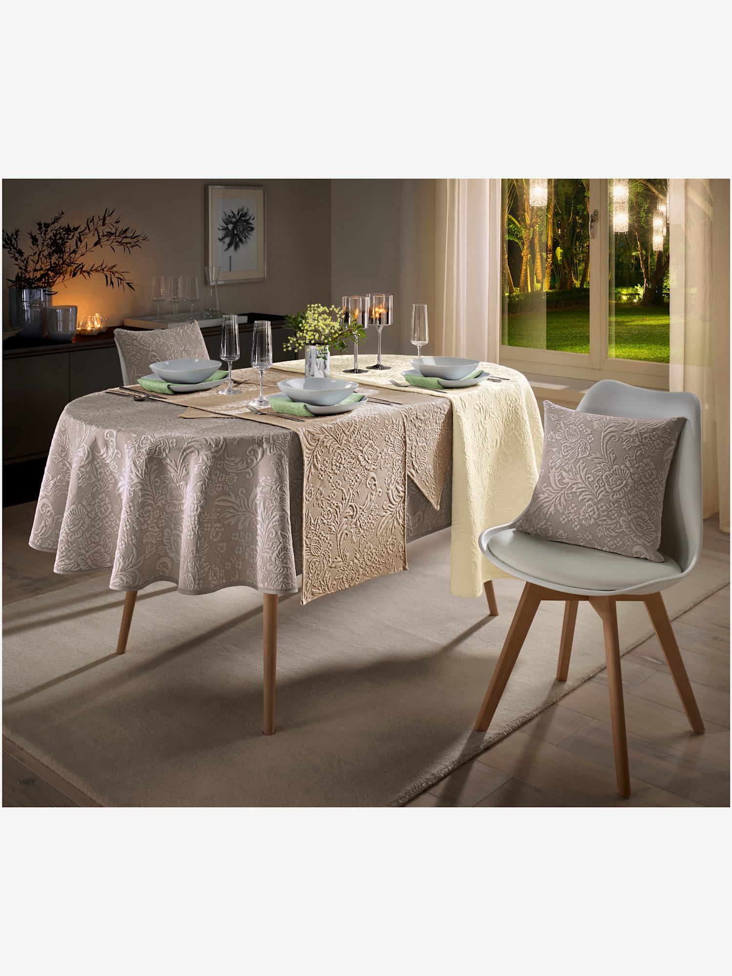 Nappe existe en ronde et ovale, marron clair uni, taille 130x220 cm - helline