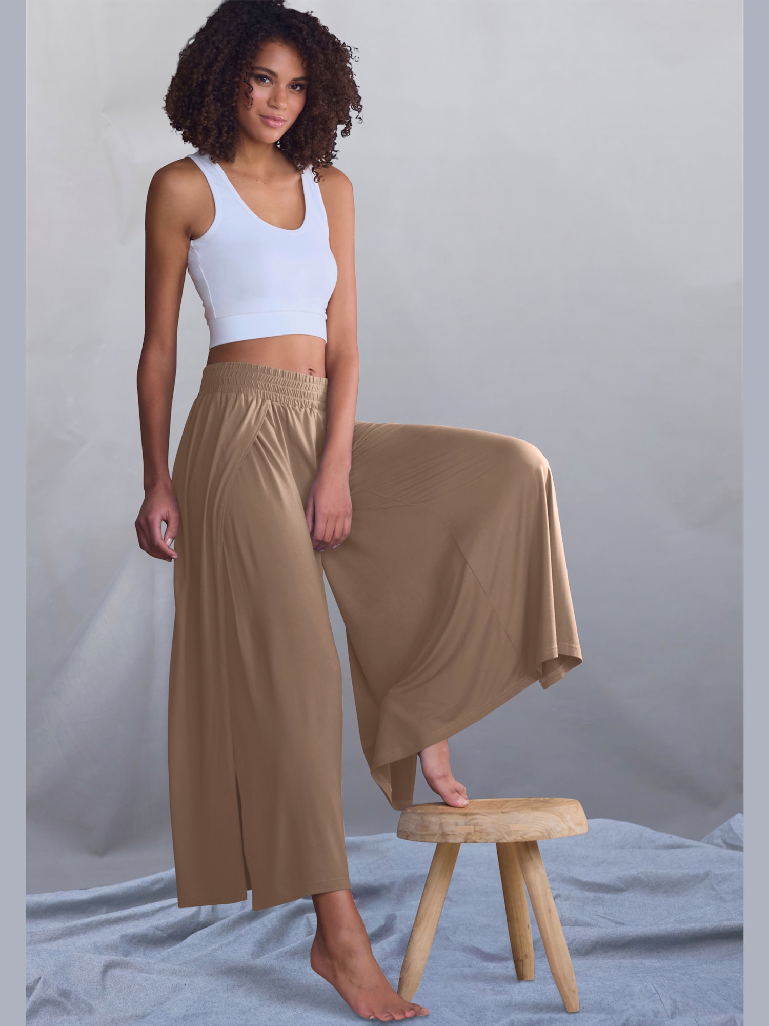 Large sarouel avec côtés chevauchants, couleur marron, taille 52, marque LASCANA - helline