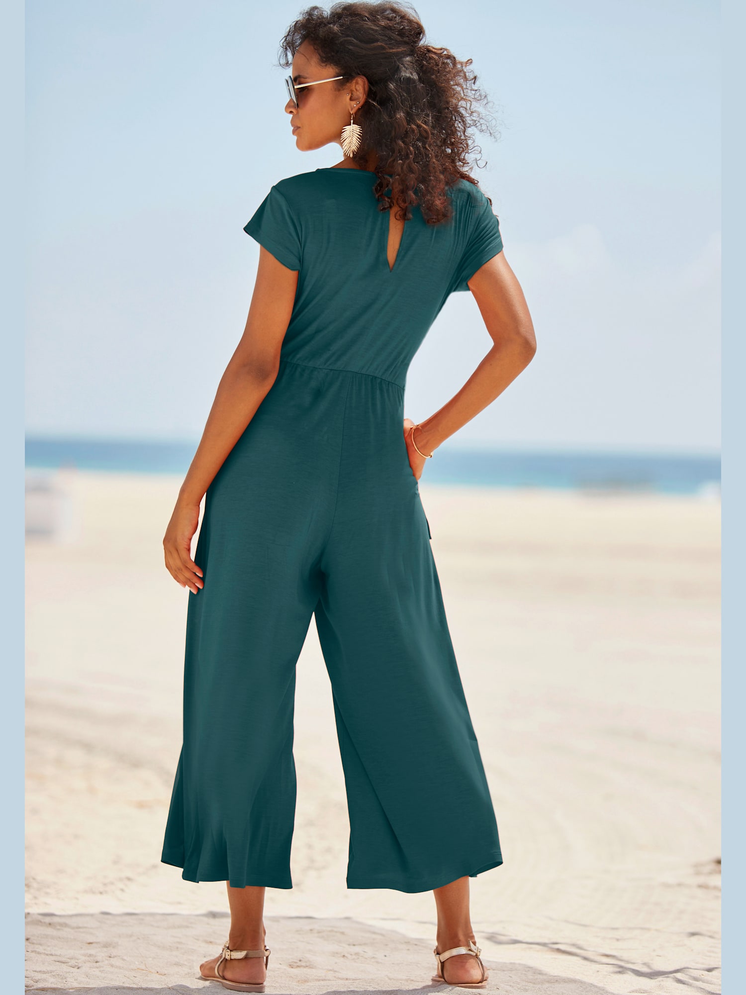 Combinaison pantalon large encolure ronde avec fermeture boutonnée au dos, couleur bleu, taille 38, marque LASCANA - helline