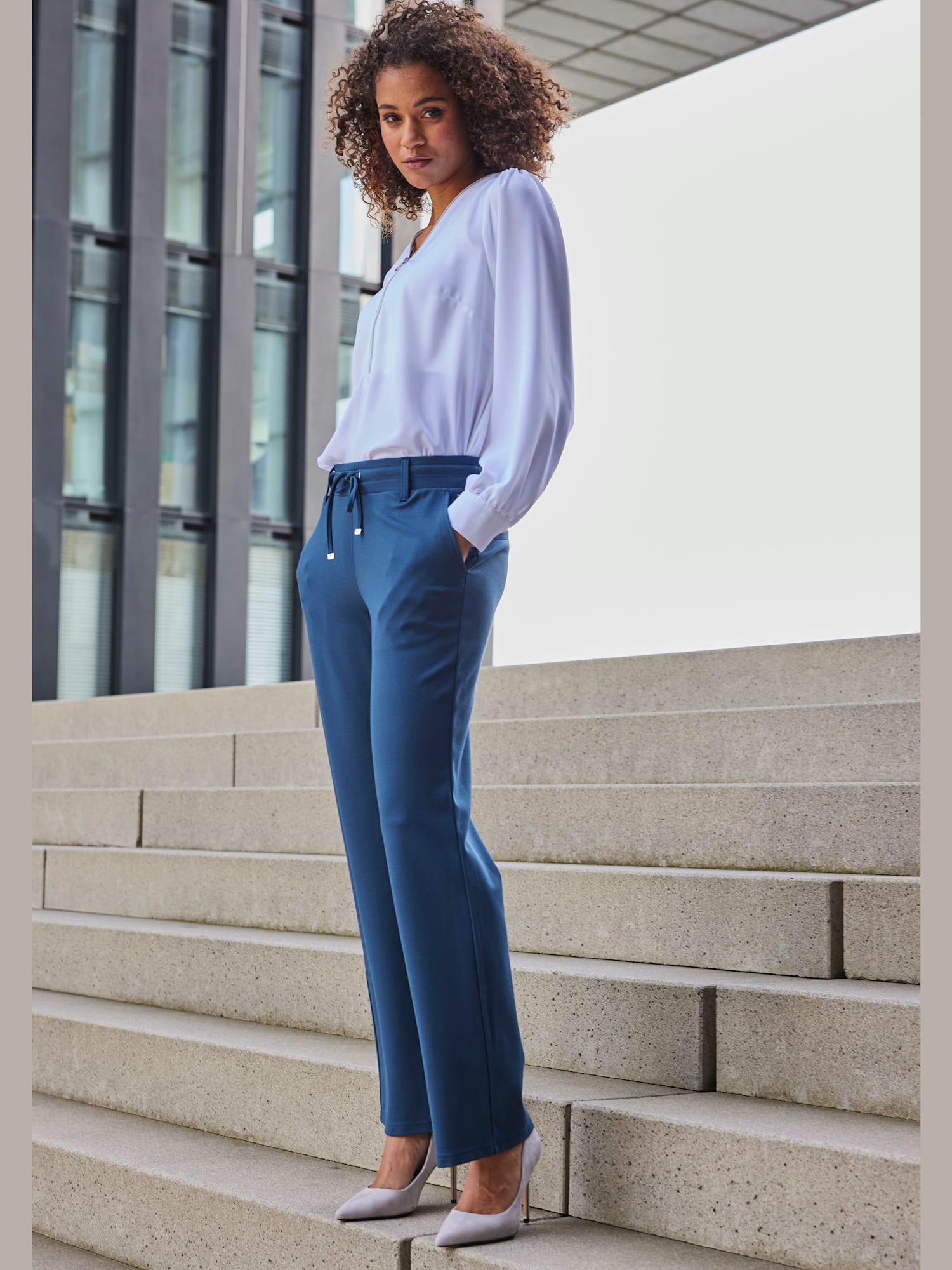 Pantalon d'intérieur extensible et doux, couleur bleu, taille 34/36, marque LASCANA - helline
