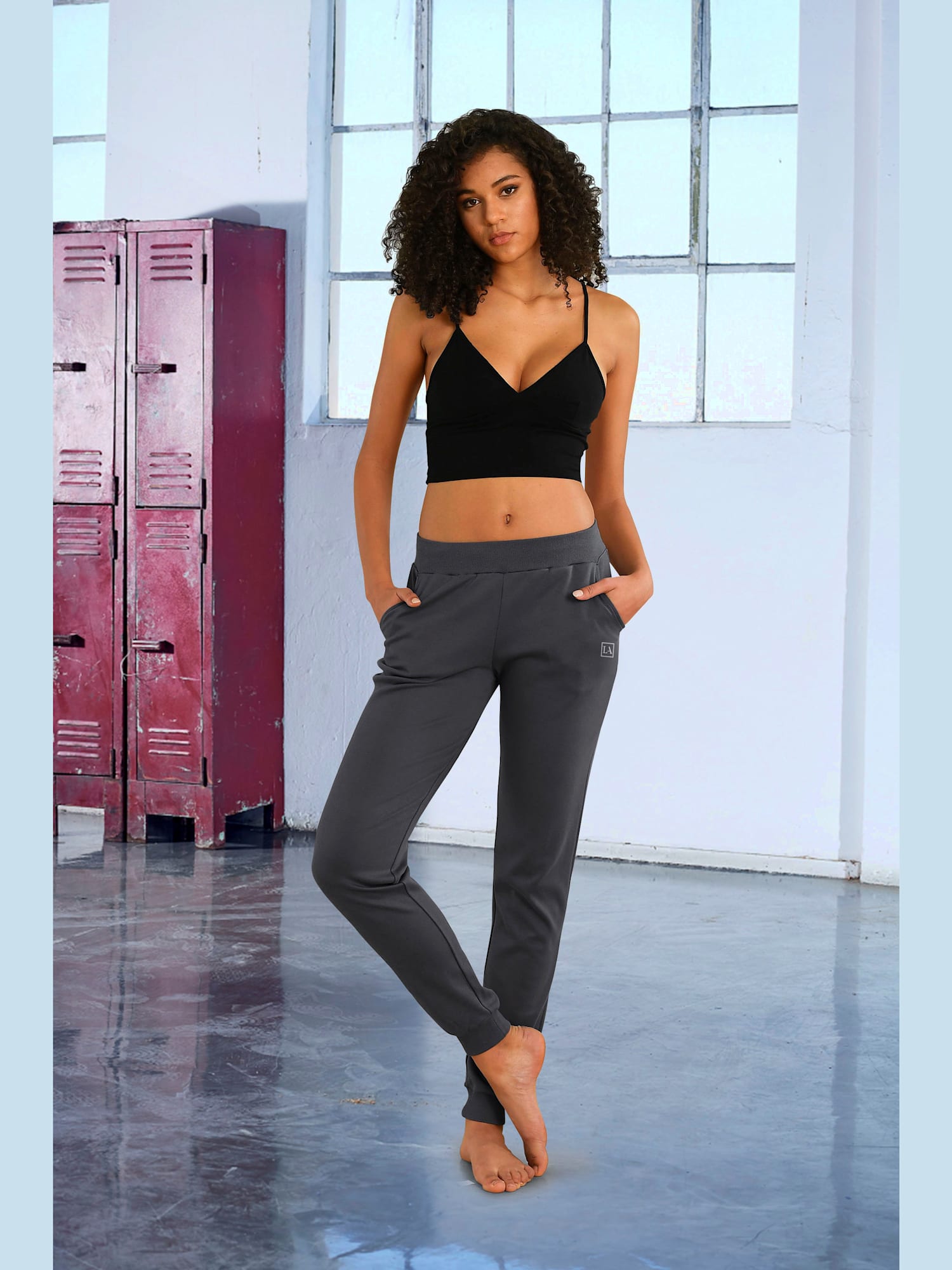 Pantalon de jogging athleleisure, logo imprimé, couleur gris, taille 46/48, marque LASCANA ACTIVE - helline