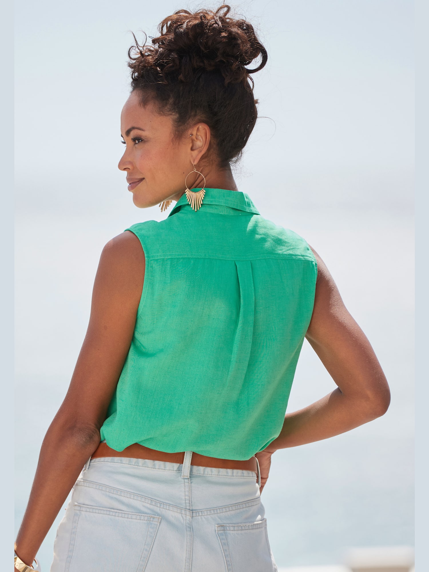 Débardeur col chemisier classique, couleur vert, taille 44, marque LASCANA - helline