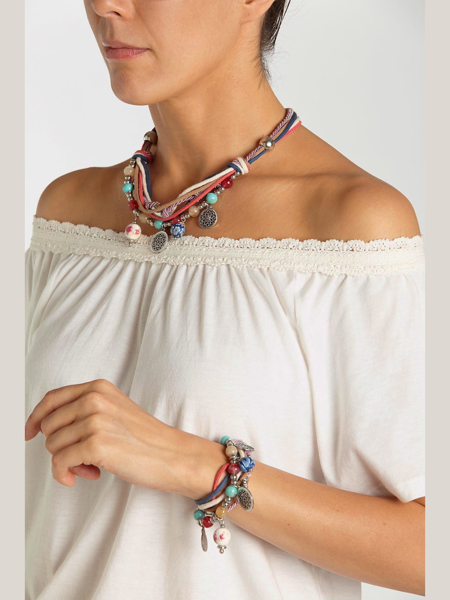 Bijoux superbe ensemble qui met chaque tenue en valeur, couleur bleu, taille 0, marque LASCANA - helline
