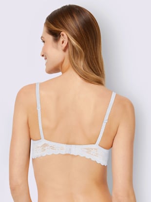 Soutien-gorge à armatures