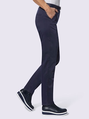 Pantalon chino qualité coton doux sur la peau (Image 2)