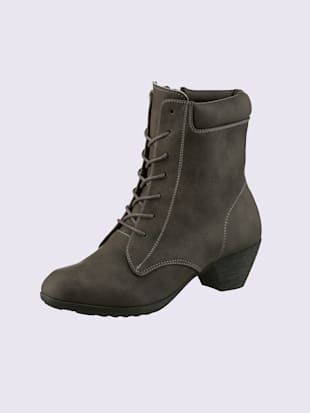Bottines à lacets matière textile agréable à porter