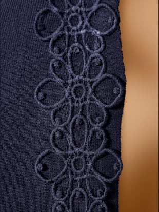 Veste en tricot magnifique bordure en dentelle