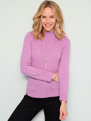 Pull à col montant motif tricoté élégant
