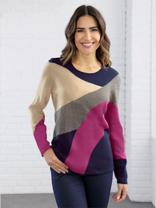Pull motif tricoté asymétrique