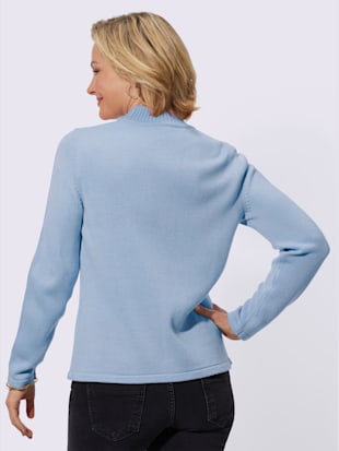 Pull motif ajouré élégant