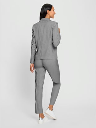 Tailleur pantalon intemporel et chic