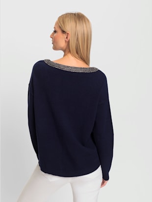 Pull pierres fantaisie sur le col