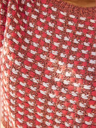 Pull superbe motif tricoté