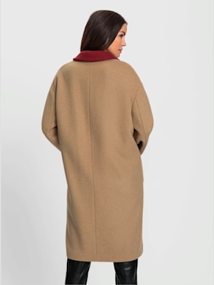 Manteau col contrasté à l'intérieur