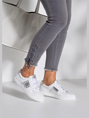 Baskets rivets tendance