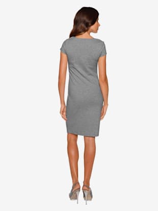 Robe légère basique sobre en qualité estivale