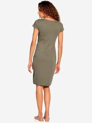 Robe légère basique sobre en qualité estivale