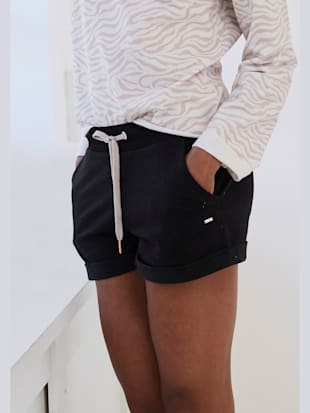 Shorts short